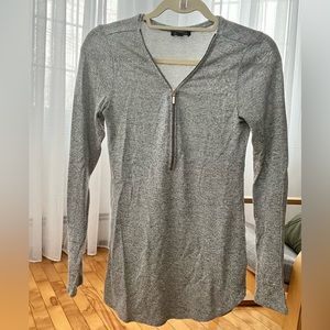 Gray long sleeve shirt